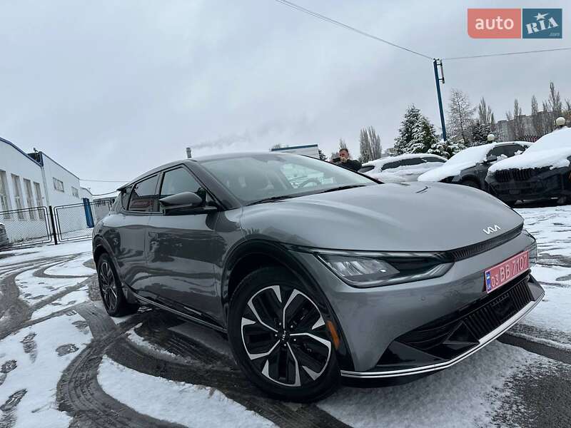 Позашляховик / Кросовер Kia EV6 2024 в Рівному