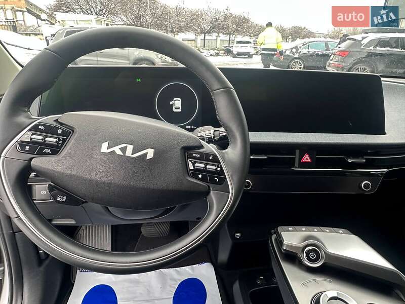 Позашляховик / Кросовер Kia EV6 2024 в Рівному