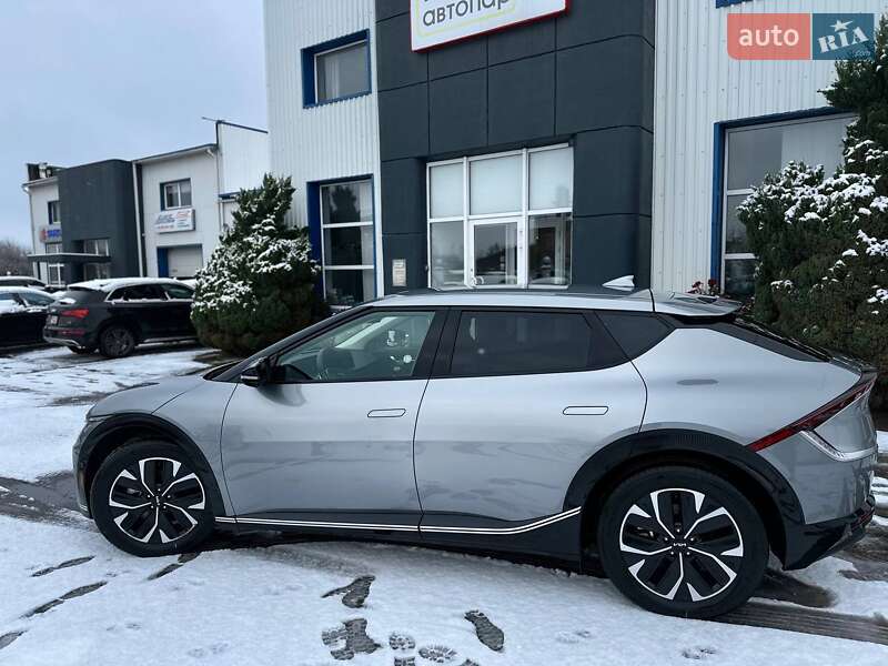 Позашляховик / Кросовер Kia EV6 2024 в Рівному