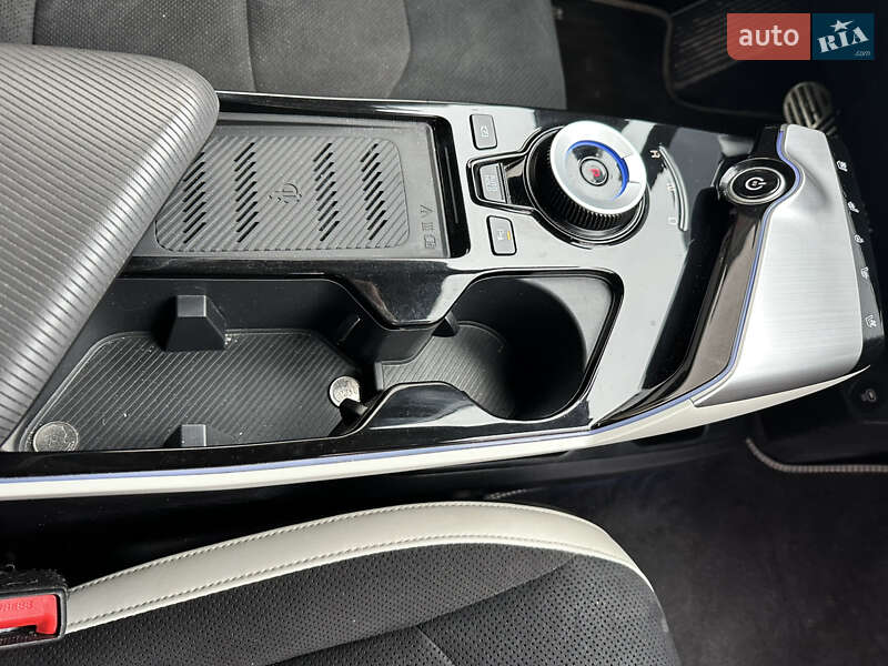 Внедорожник / Кроссовер Kia EV6 2023 в Волочиске