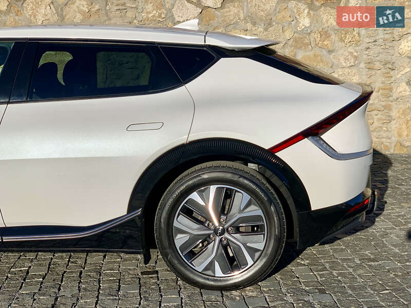 Внедорожник / Кроссовер Kia EV6 2021 в Ровно