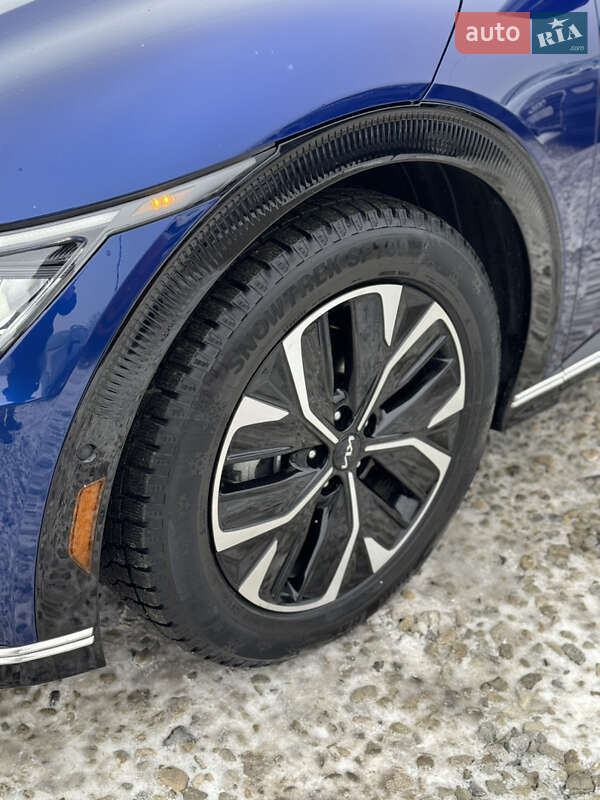 Внедорожник / Кроссовер Kia EV6 2022 в Ивано-Франковске