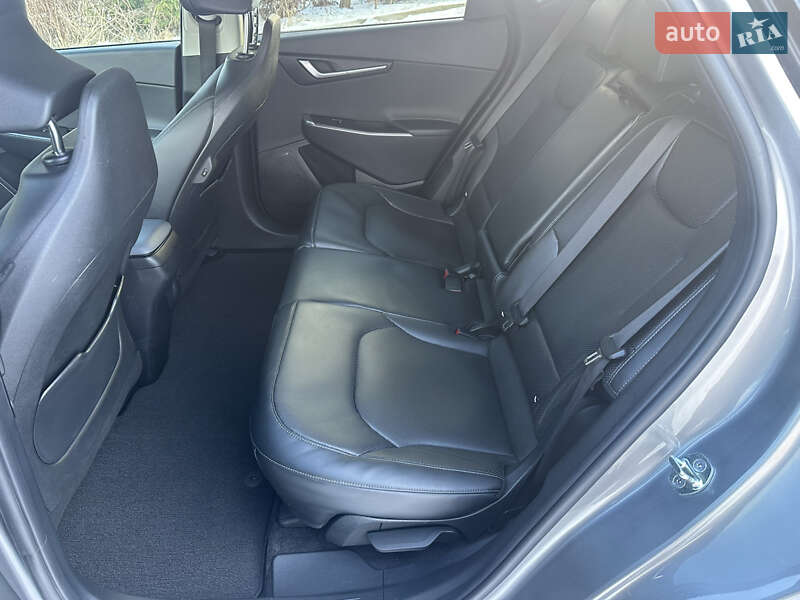 Внедорожник / Кроссовер Kia EV6 2023 в Ровно