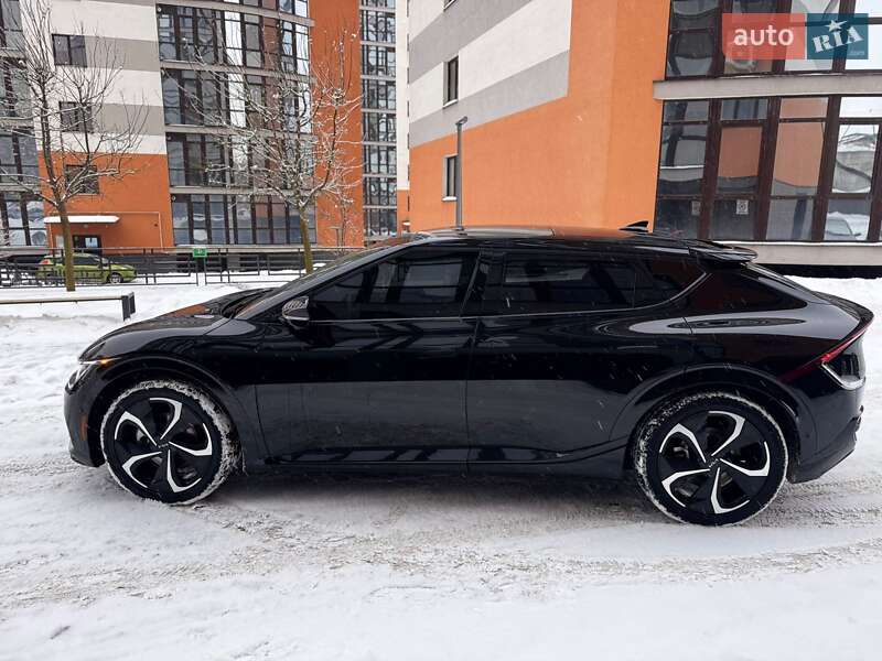 Позашляховик / Кросовер Kia EV6 2022 в Івано-Франківську