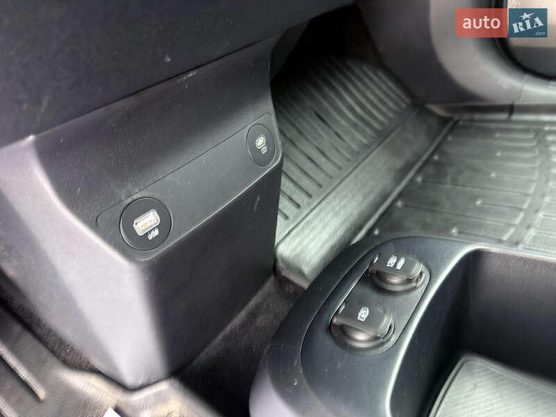 Позашляховик / Кросовер Kia EV6 2022 в Луцьку