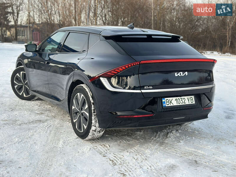 Позашляховик / Кросовер Kia EV6 2022 в Рівному