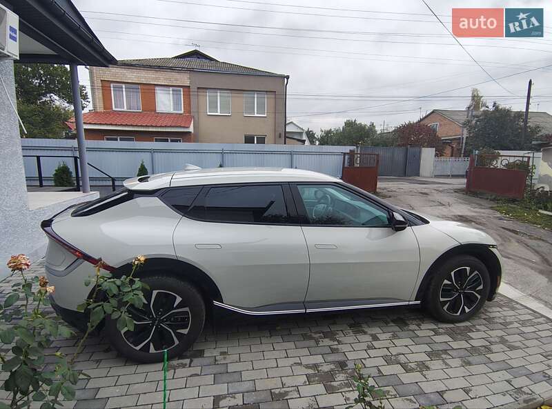 Позашляховик / Кросовер Kia EV6 2023 в Лубнах