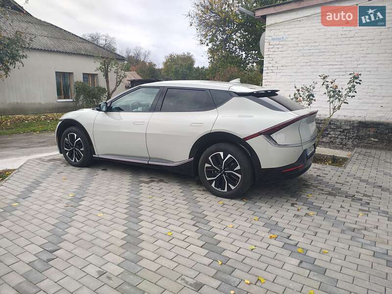 Позашляховик / Кросовер Kia EV6 2023 в Лубнах