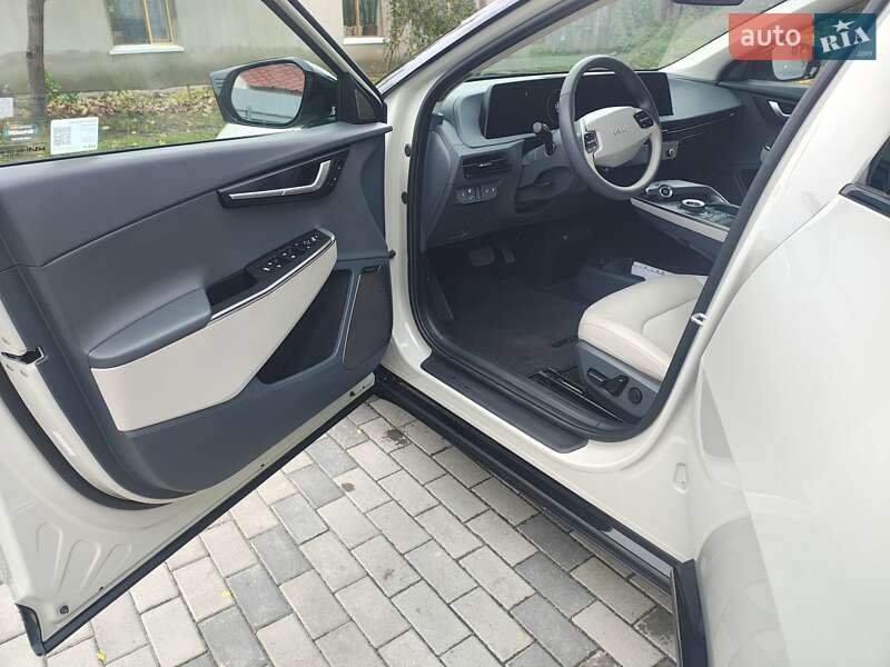 Позашляховик / Кросовер Kia EV6 2023 в Лубнах