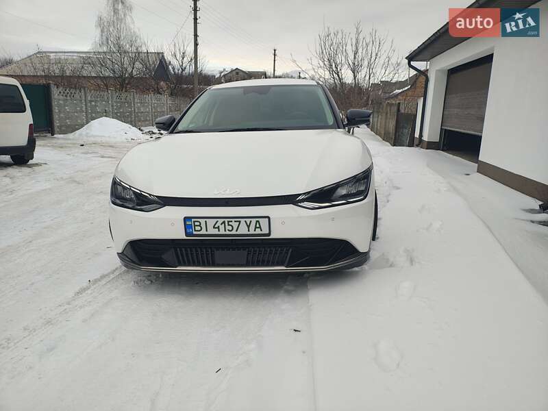 Позашляховик / Кросовер Kia EV6 2022 в Лубнах