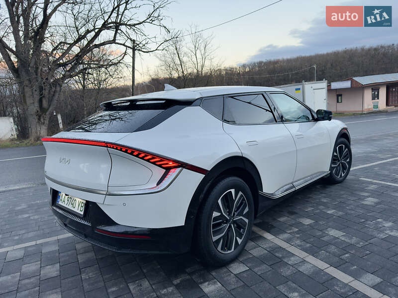 Внедорожник / Кроссовер Kia EV6 2023 в Ужгороде