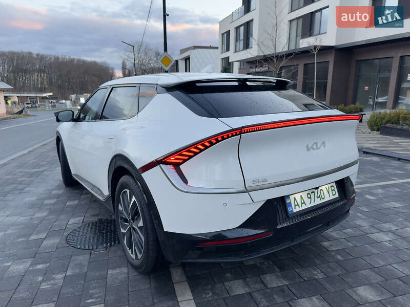 Внедорожник / Кроссовер Kia EV6 2023 в Ужгороде