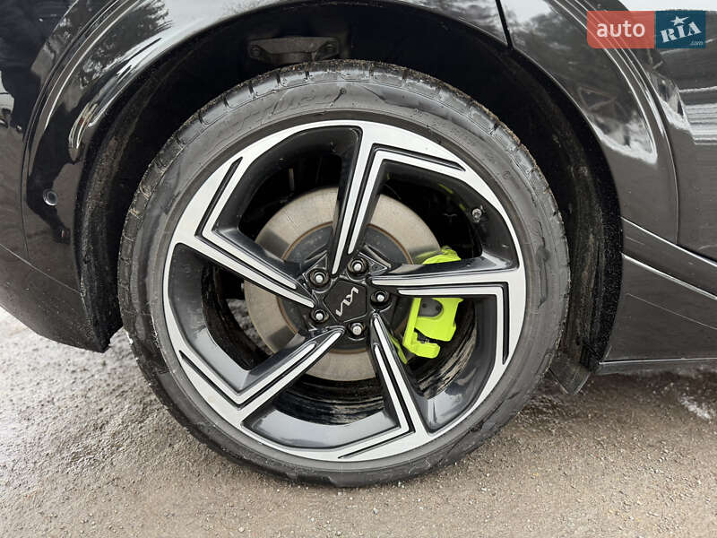 Позашляховик / Кросовер Kia EV6 2023 в Звягелі