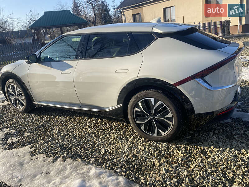 Внедорожник / Кроссовер Kia EV6 2023 в Ивано-Франковске