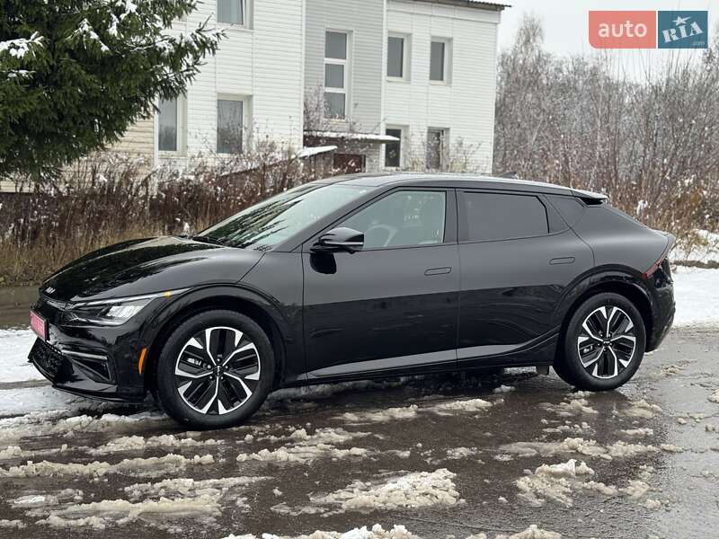 Позашляховик / Кросовер Kia EV6 2024 в Рівному