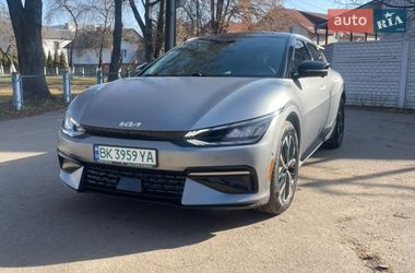 Позашляховик / Кросовер Kia EV6 2023 в Луцьку