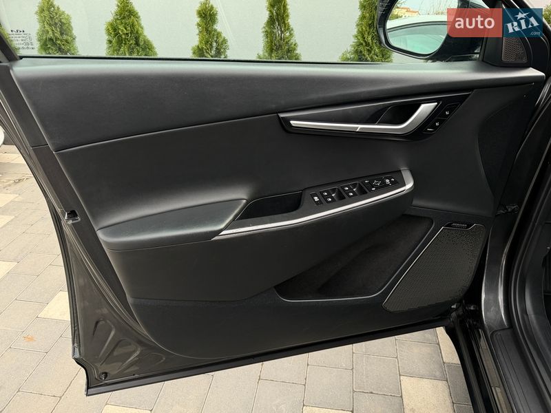 Внедорожник / Кроссовер Kia EV6 2022 в Дрогобыче