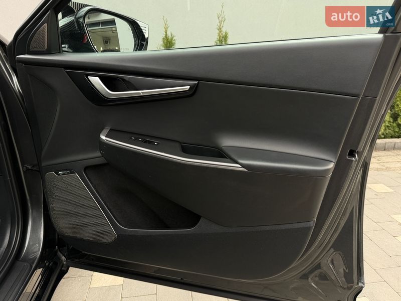 Внедорожник / Кроссовер Kia EV6 2022 в Дрогобыче