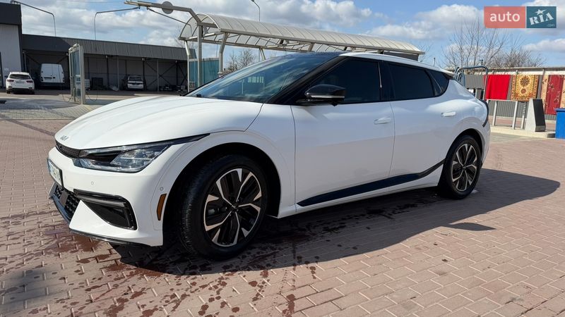 Внедорожник / Кроссовер Kia EV6 2022 в Сарнах