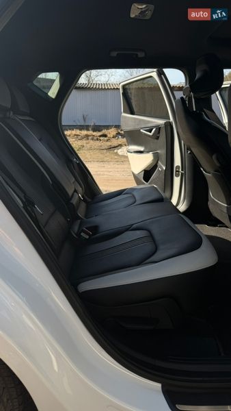 Внедорожник / Кроссовер Kia EV6 2022 в Сарнах