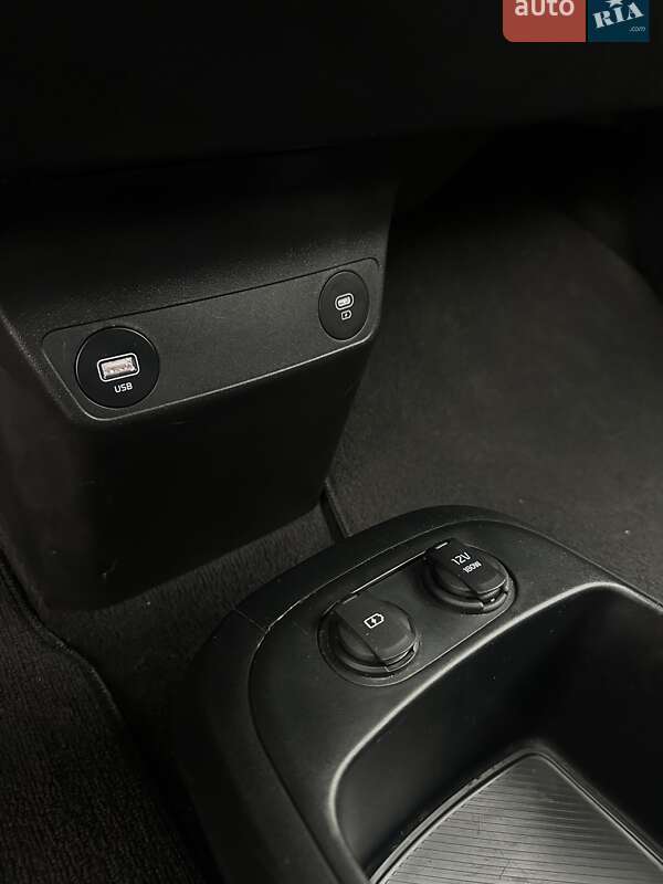 Позашляховик / Кросовер Kia EV6 2024 в Білогородці