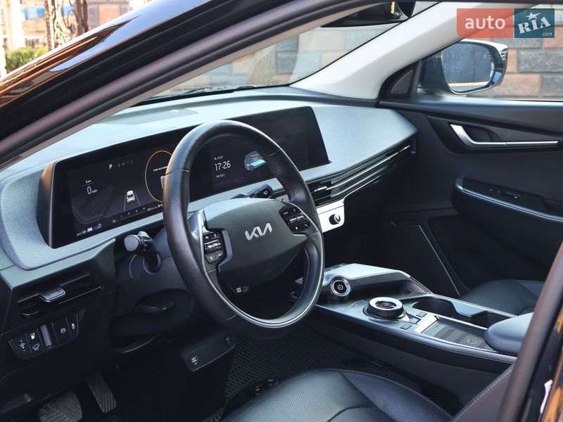 Позашляховик / Кросовер Kia EV6 2023 в Рівному