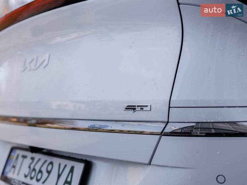 Внедорожник / Кроссовер Kia EV6 2024 в Снятине