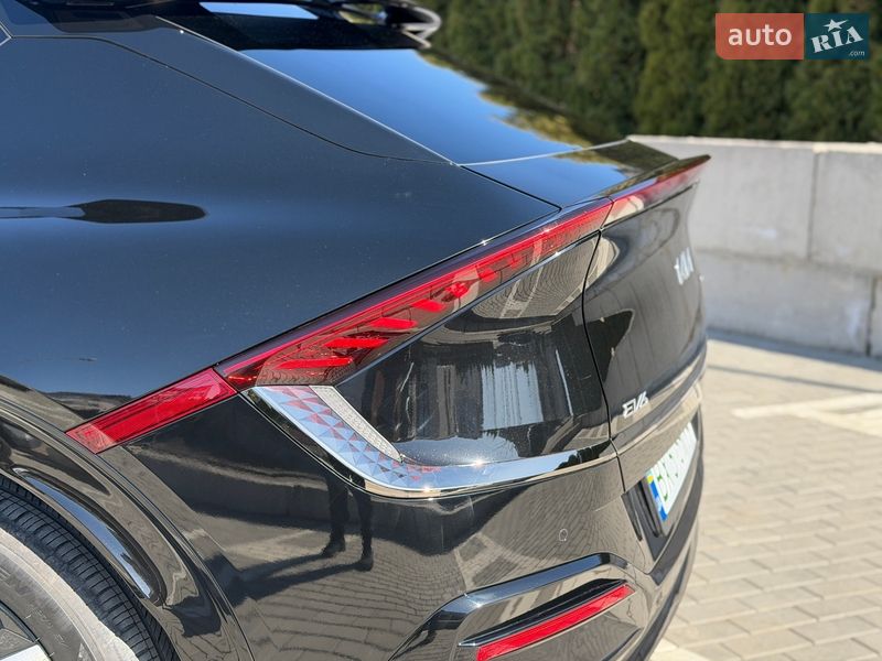 Внедорожник / Кроссовер Kia EV6 2024 в Ровно
