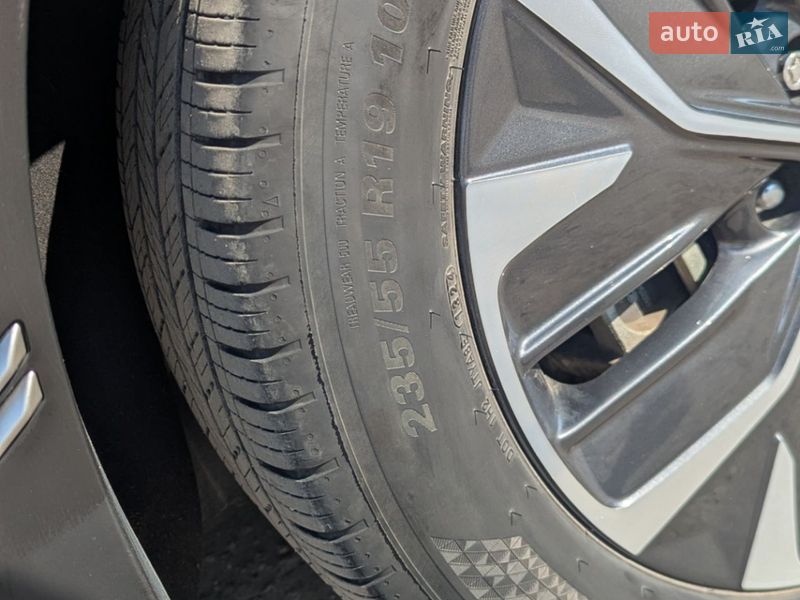 Позашляховик / Кросовер Kia EV6 2024 в Рівному