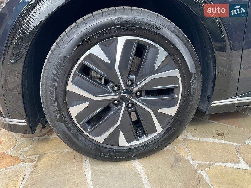 Позашляховик / Кросовер Kia EV6 2023 в Рівному фото 18 Позашляховик / Кросовер Kia EV6 2023 в Рівному