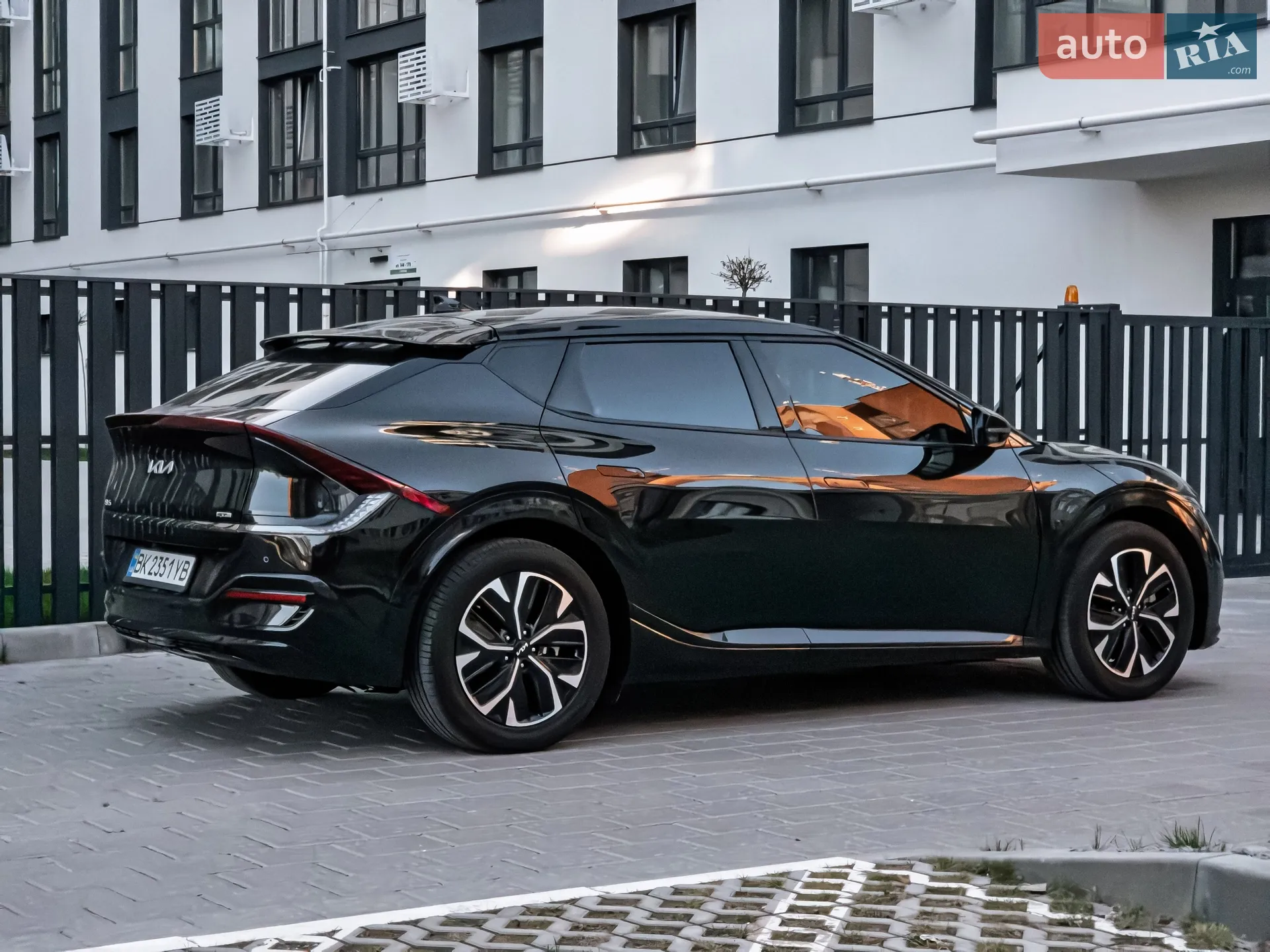 2022 Kia EV6 - мініатюра 17