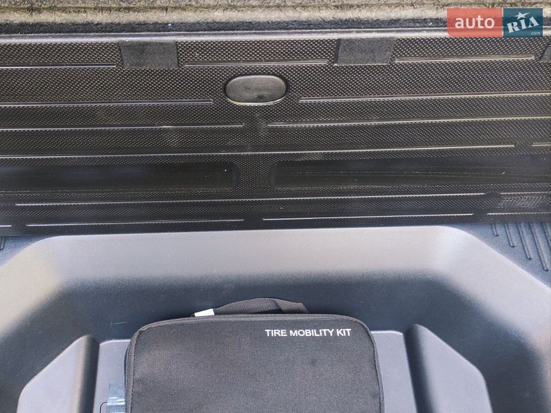 Позашляховик / Кросовер Kia EV6 2023 в Путивлі