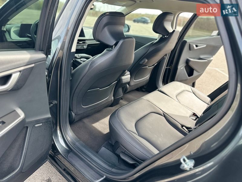 Позашляховик / Кросовер Kia EV6 2023 в Рівному