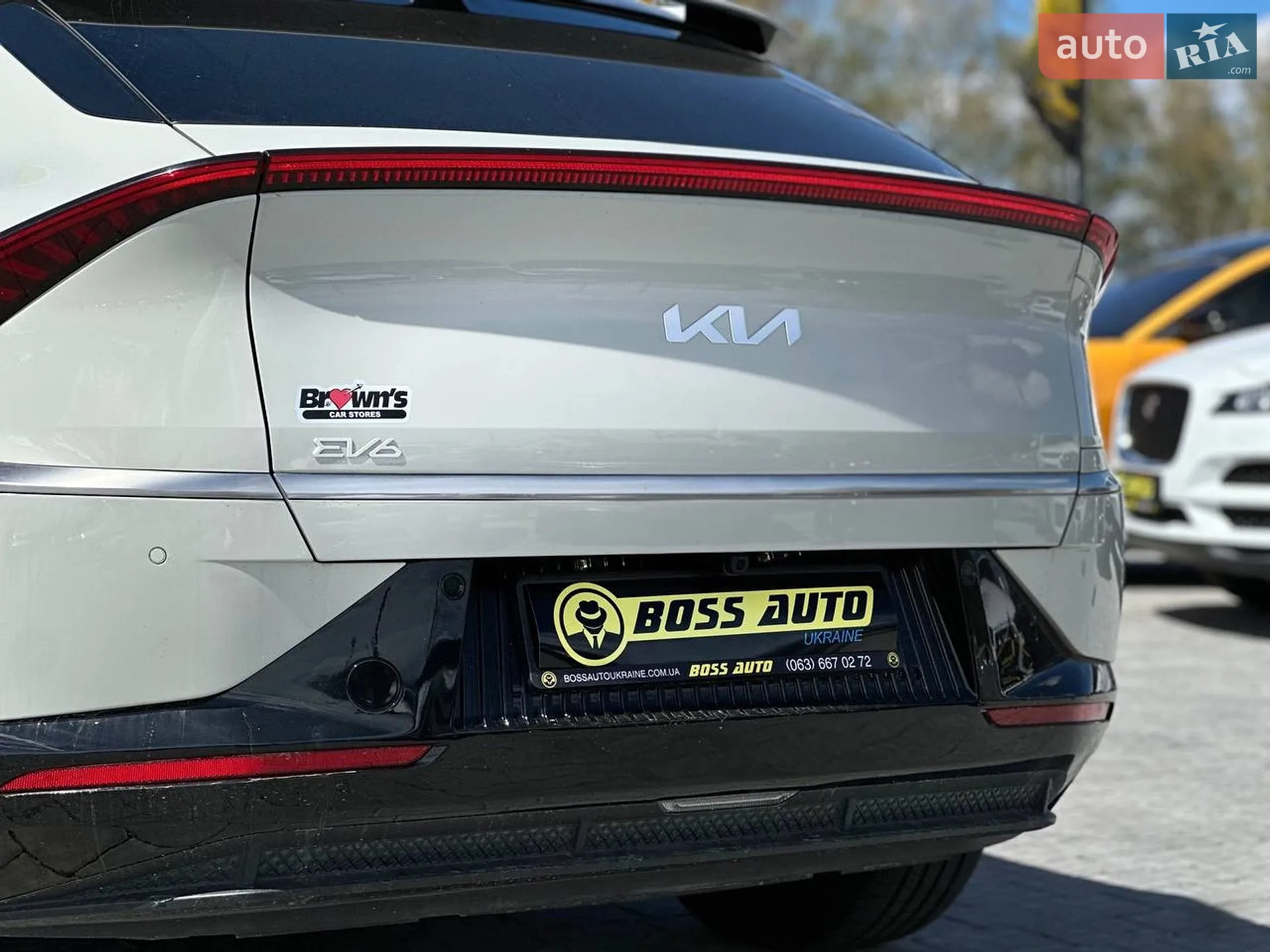 2022 Kia EV6 - мініатюра 10