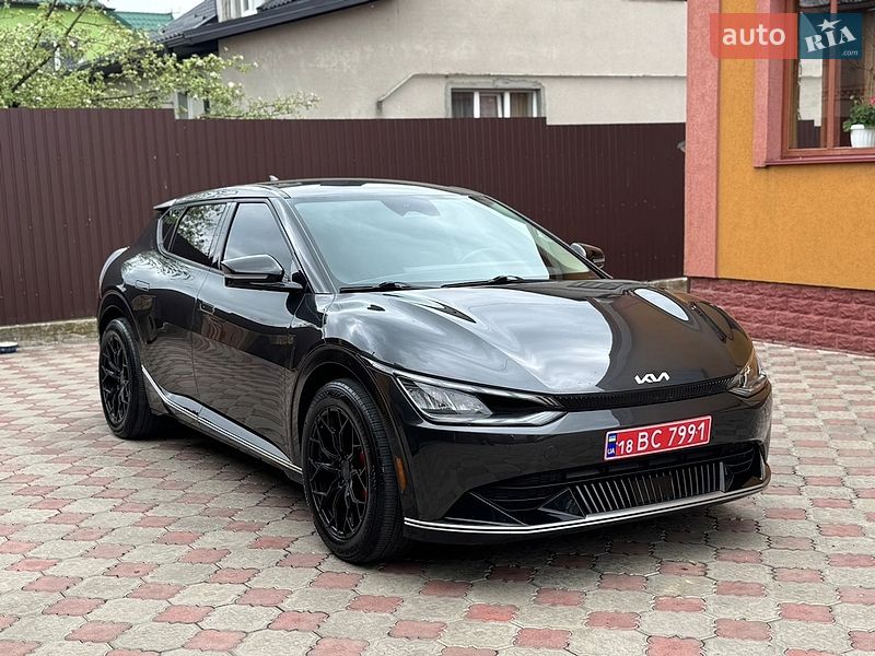 Внедорожник / Кроссовер Kia EV6 2022 в Ровно