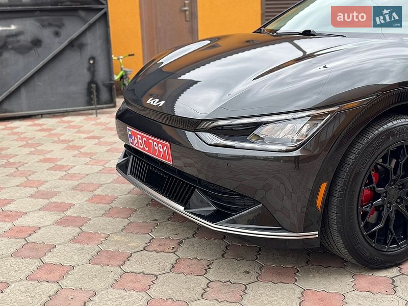 Внедорожник / Кроссовер Kia EV6 2022 в Ровно