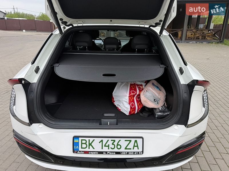 Внедорожник / Кроссовер Kia EV6 2023 в Ровно