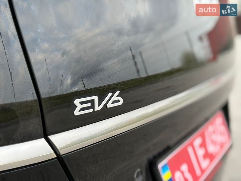 Внедорожник / Кроссовер Kia EV6 2022 в Луцке