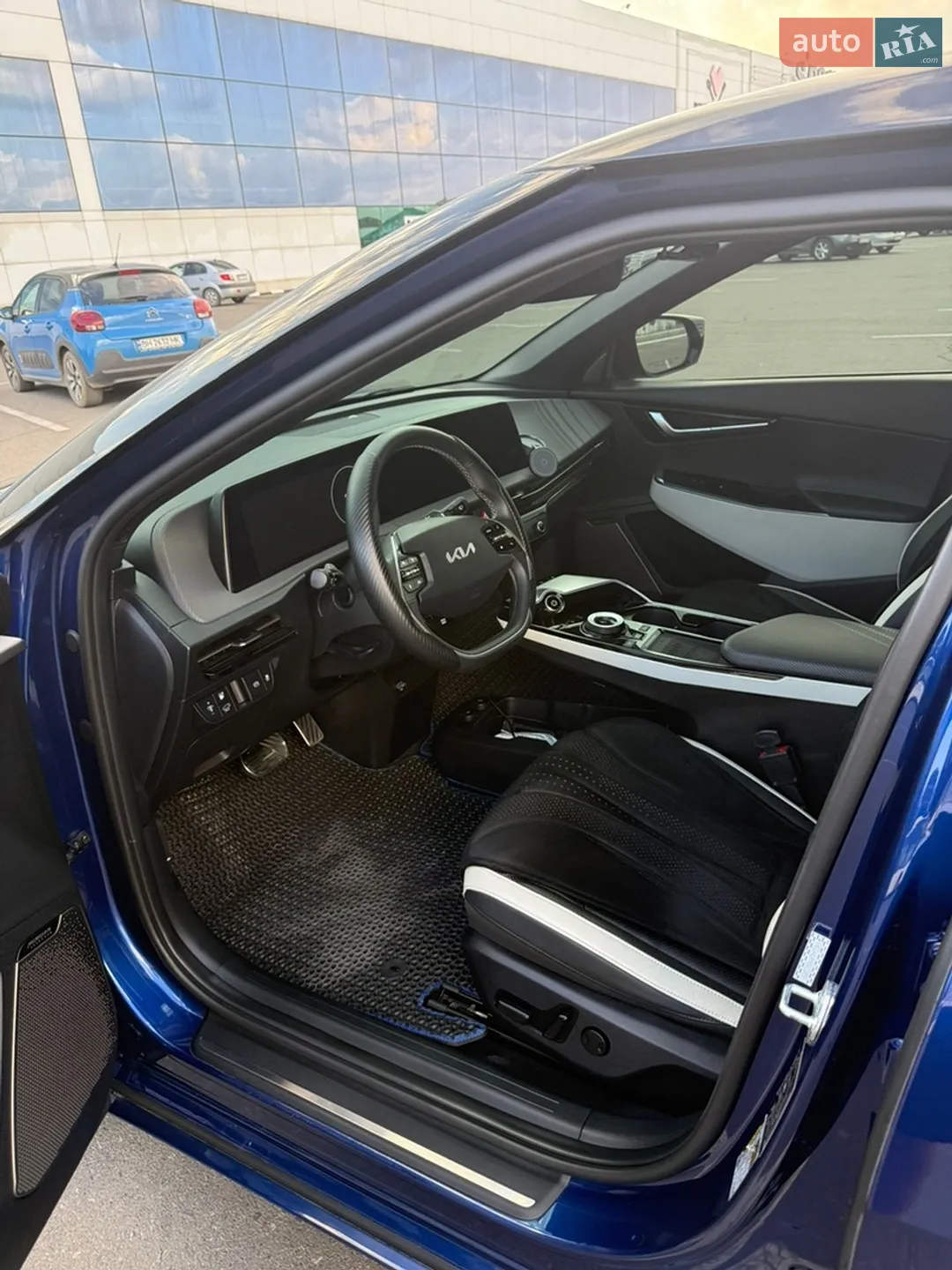 2022 Kia EV6 - мініатюра 9