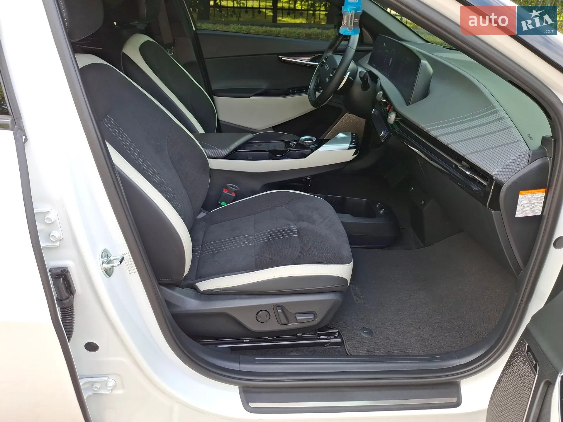 2023 Kia EV6 - мініатюра 38