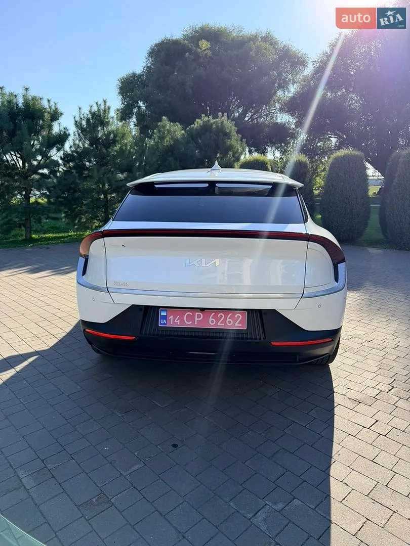 2022 Kia EV6 - мініатюра 7