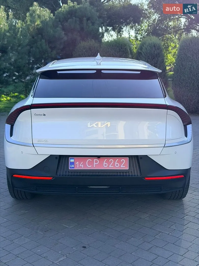 2022 Kia EV6 - мініатюра 8