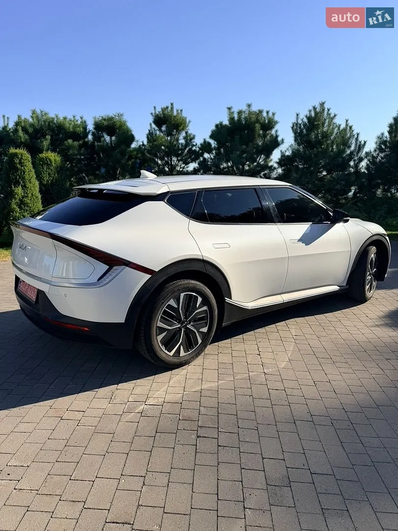2022 Kia EV6 - мініатюра 5