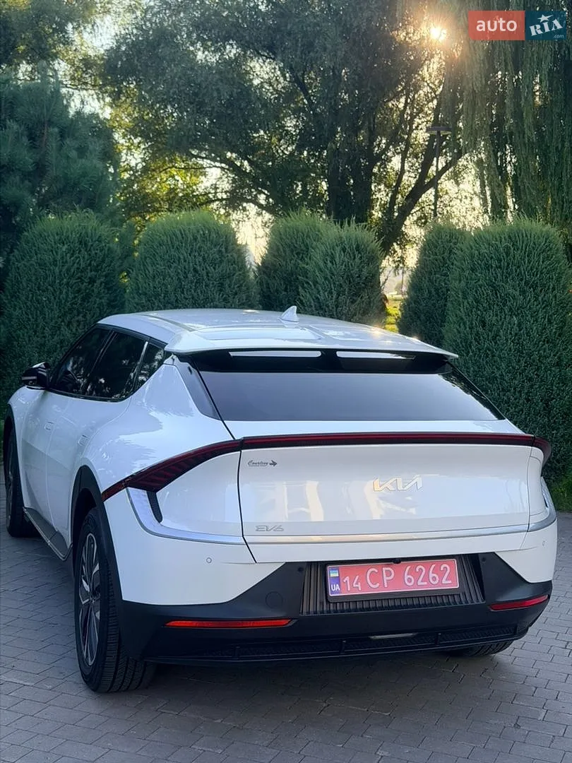 2022 Kia EV6 - мініатюра 13