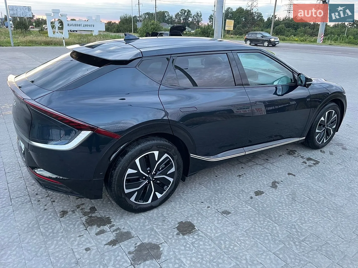 2022 Kia EV6 - мініатюра 3