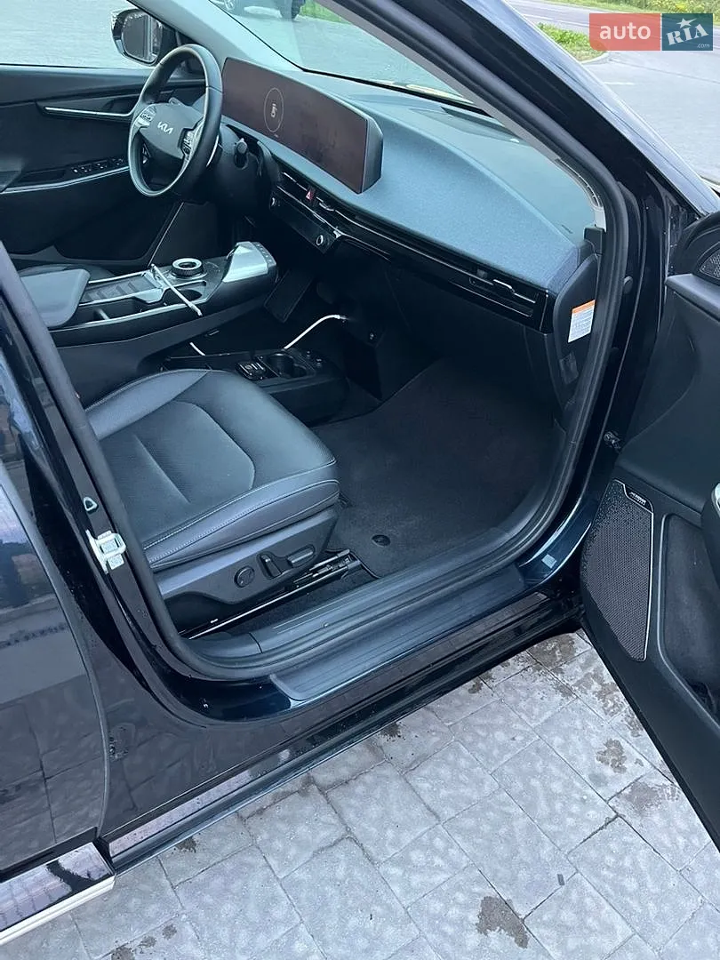 2022 Kia EV6 - мініатюра 8