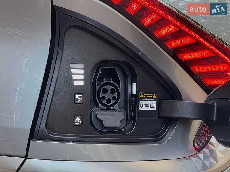 Внедорожник / Кроссовер Kia EV6 2023 в Дрогобыче
