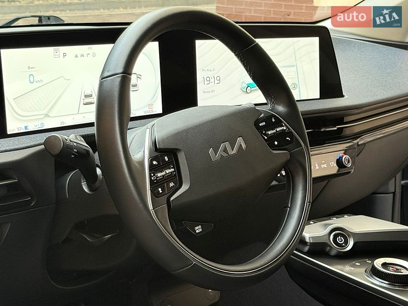 Внедорожник / Кроссовер Kia EV6 2023 в Дрогобыче