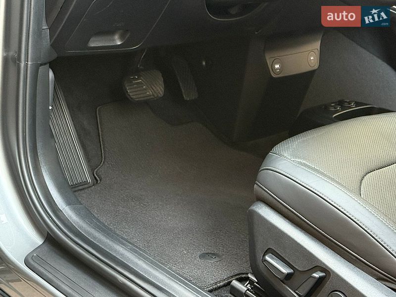 Внедорожник / Кроссовер Kia EV6 2023 в Дрогобыче