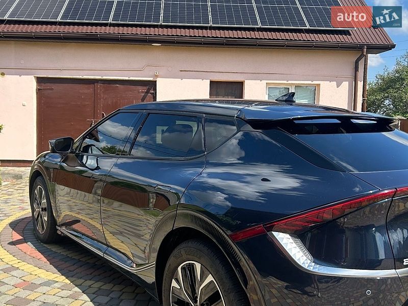 Позашляховик / Кросовер Kia EV6 2023 в Стрию